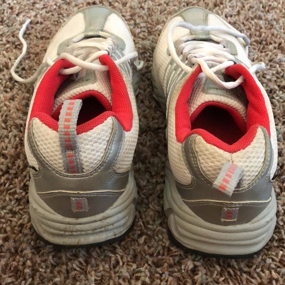 Columbia Techlite Hiking Tennishoes size 8 - Picture 4 of 6